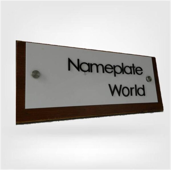 NameplateWorld