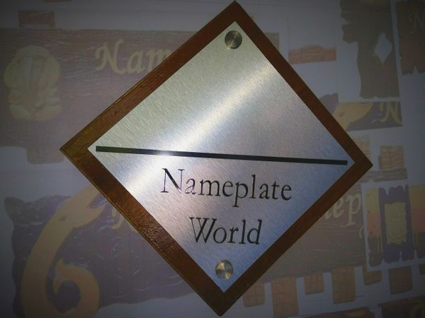 NameplateWorld acrylic nameplate